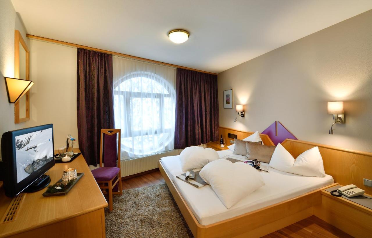 Hotel Al Torrente 湖城 外观 照片