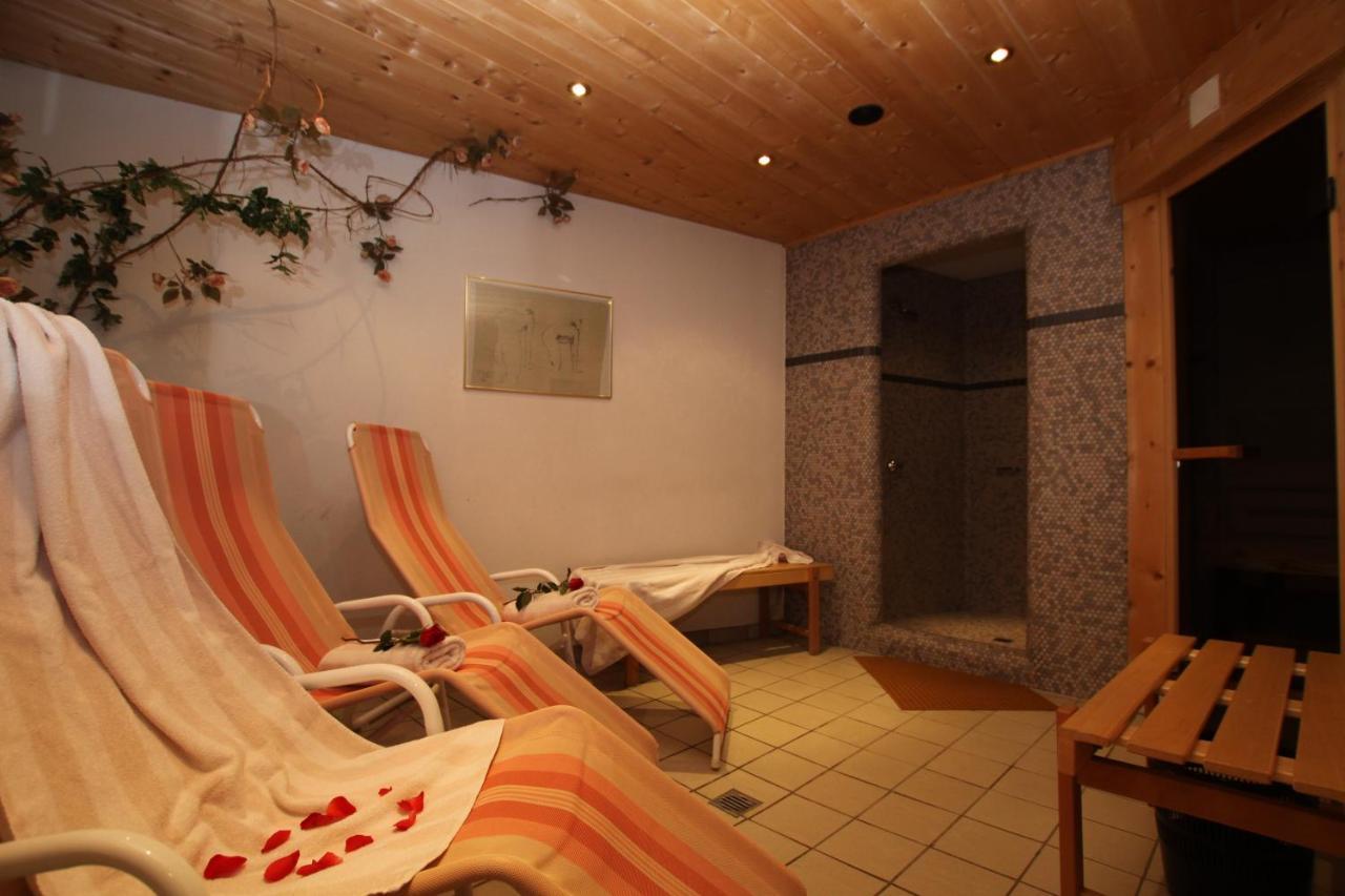 Hotel Al Torrente 湖城 外观 照片